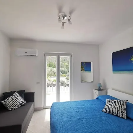 Emidio House 度假居